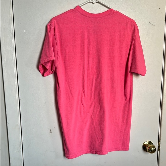 Gildan Pink Short Sleeve Tee - Picture 4 of 4